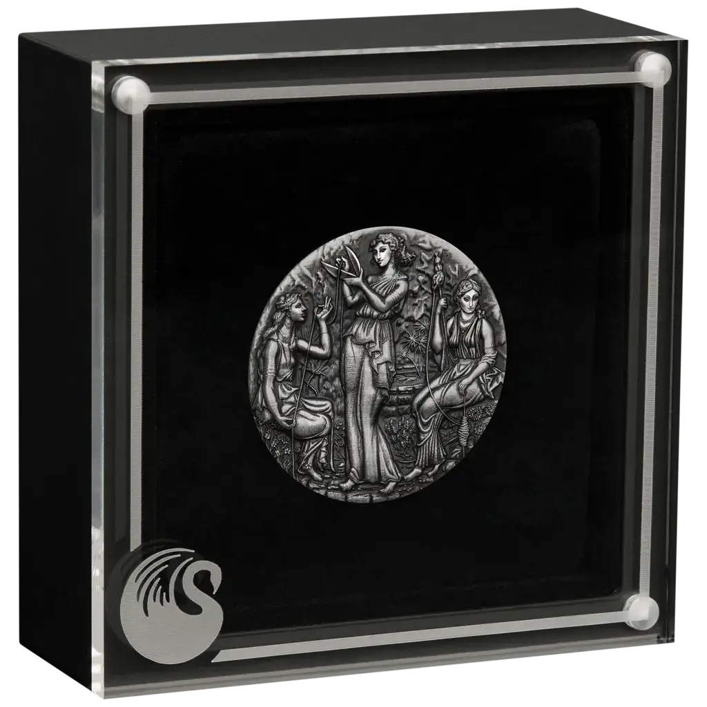 2 oz 2025 The Moirai Antique High Relief - kapsel